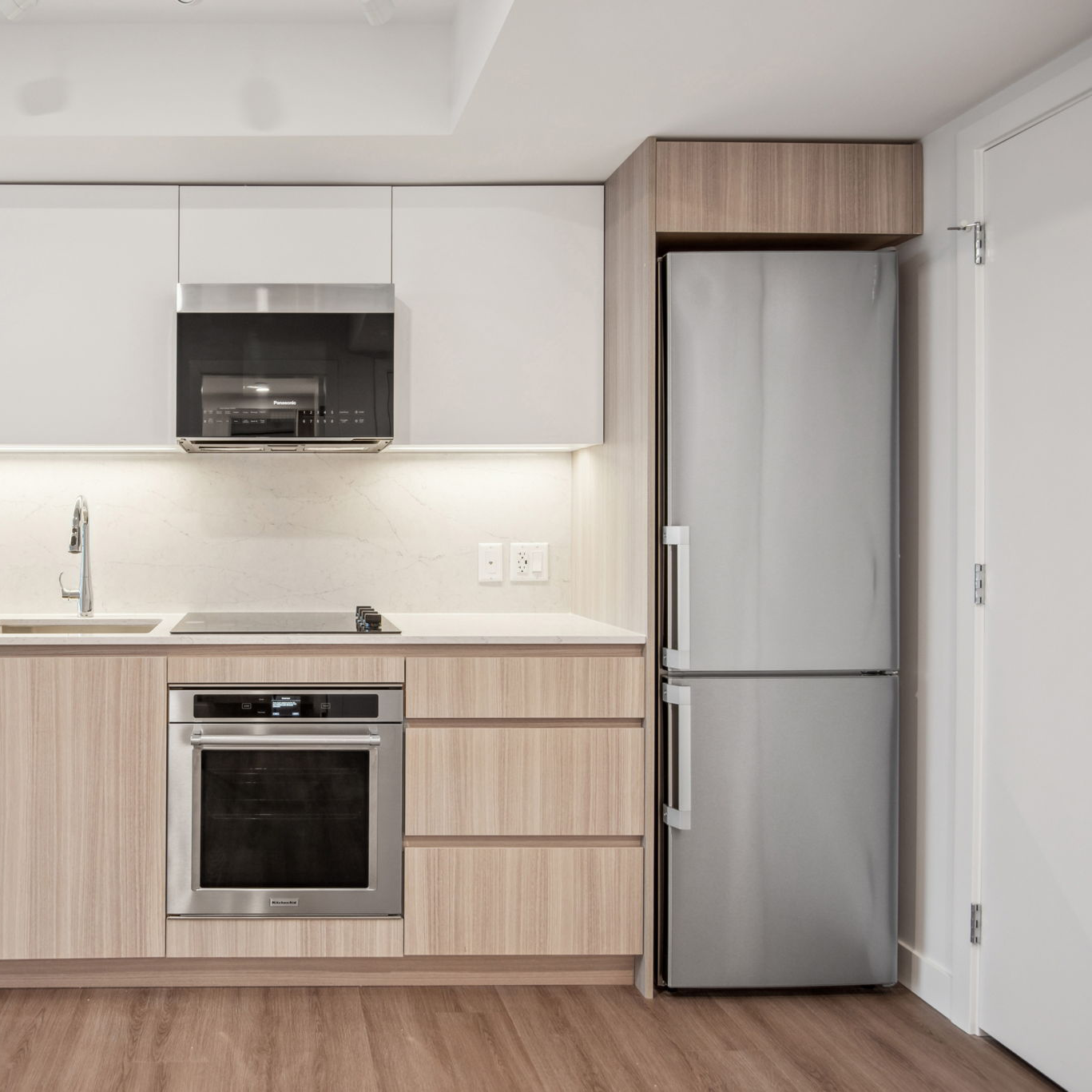 Jr. One Bedroom Kitchen