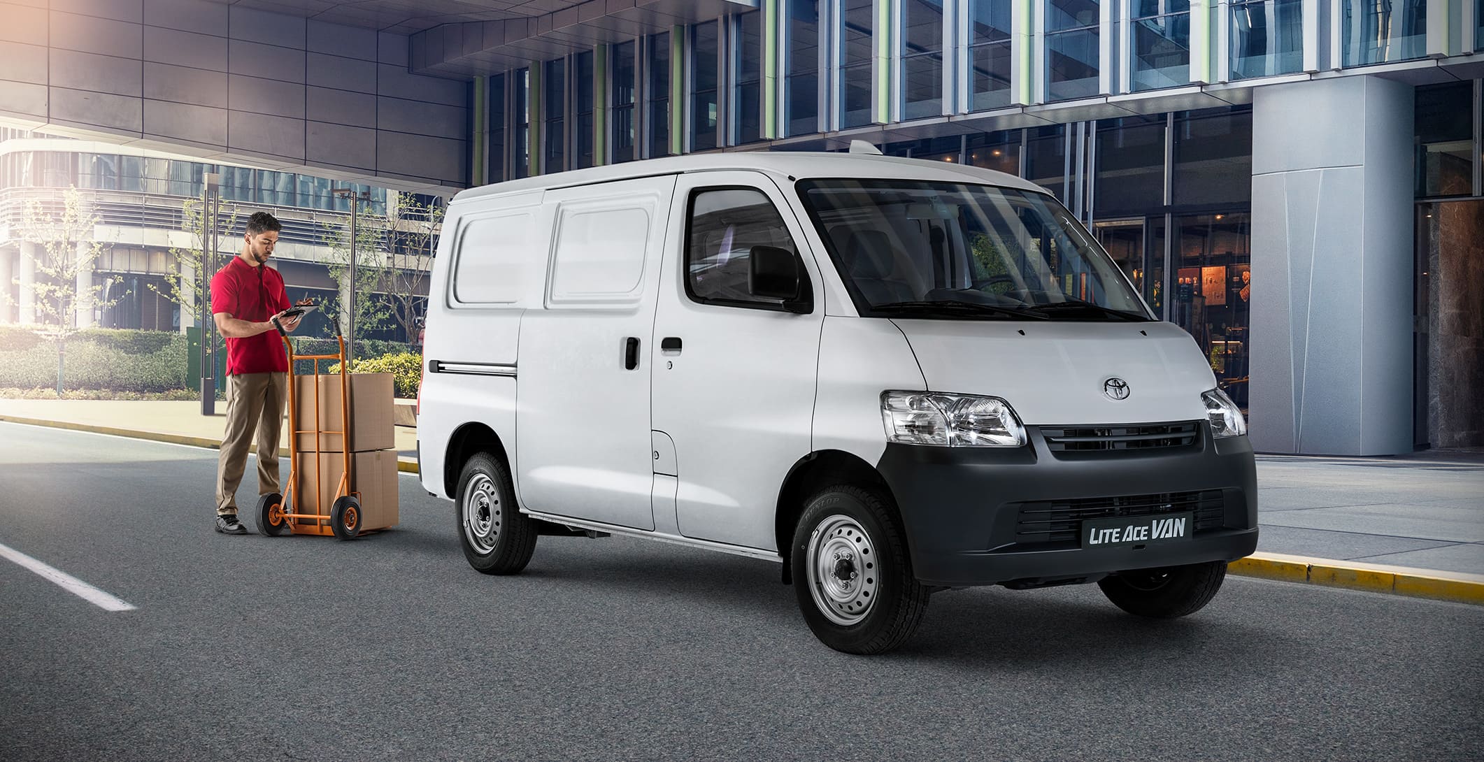 LiteAce VAN 2024