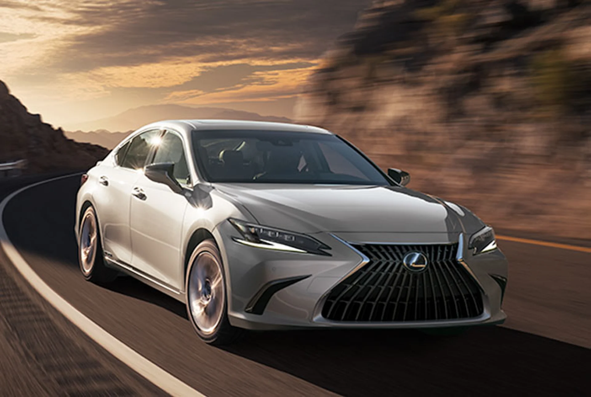 Lexus ES 2022