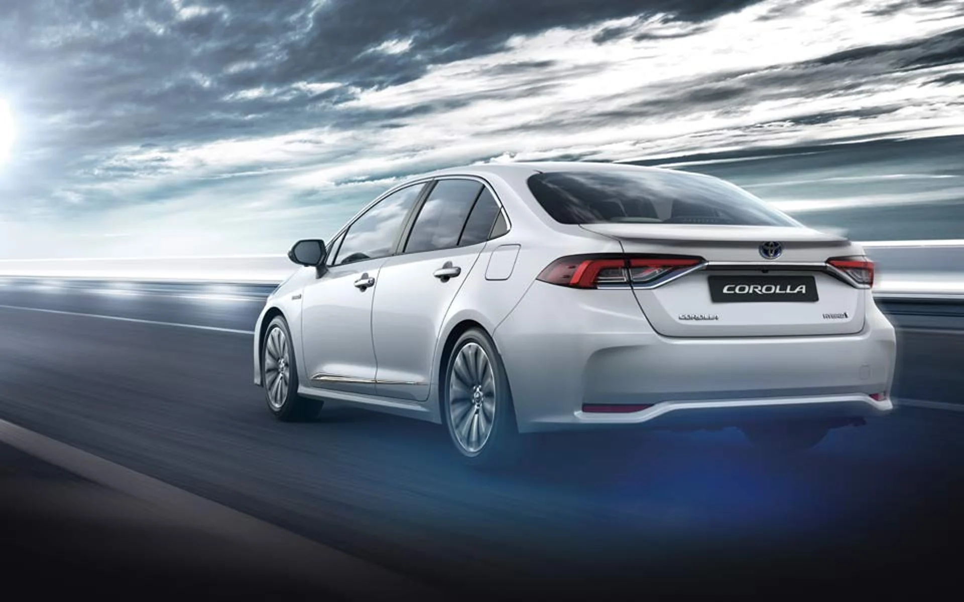 Toyota Corolla 2020 red Side view