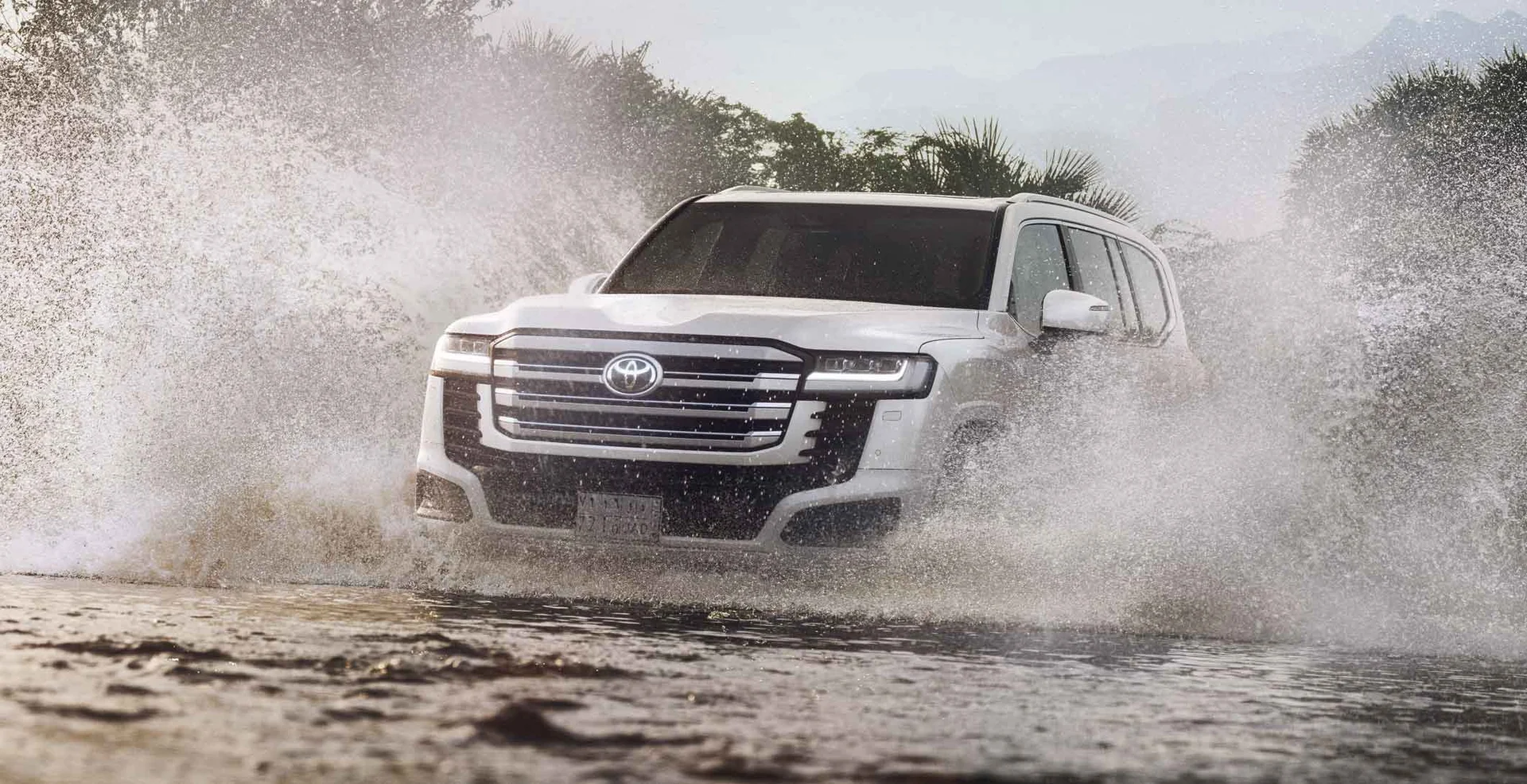 Land Cruiser HEV MAX 2026