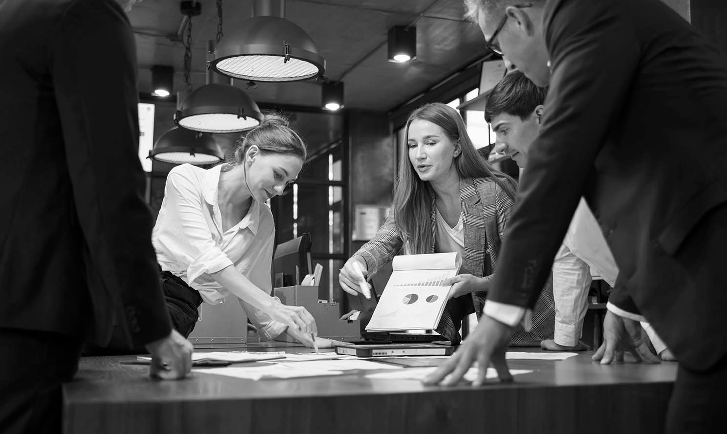 The Strategic Risk of Kharg Island and Why 4000 US Troops Are Moving Now