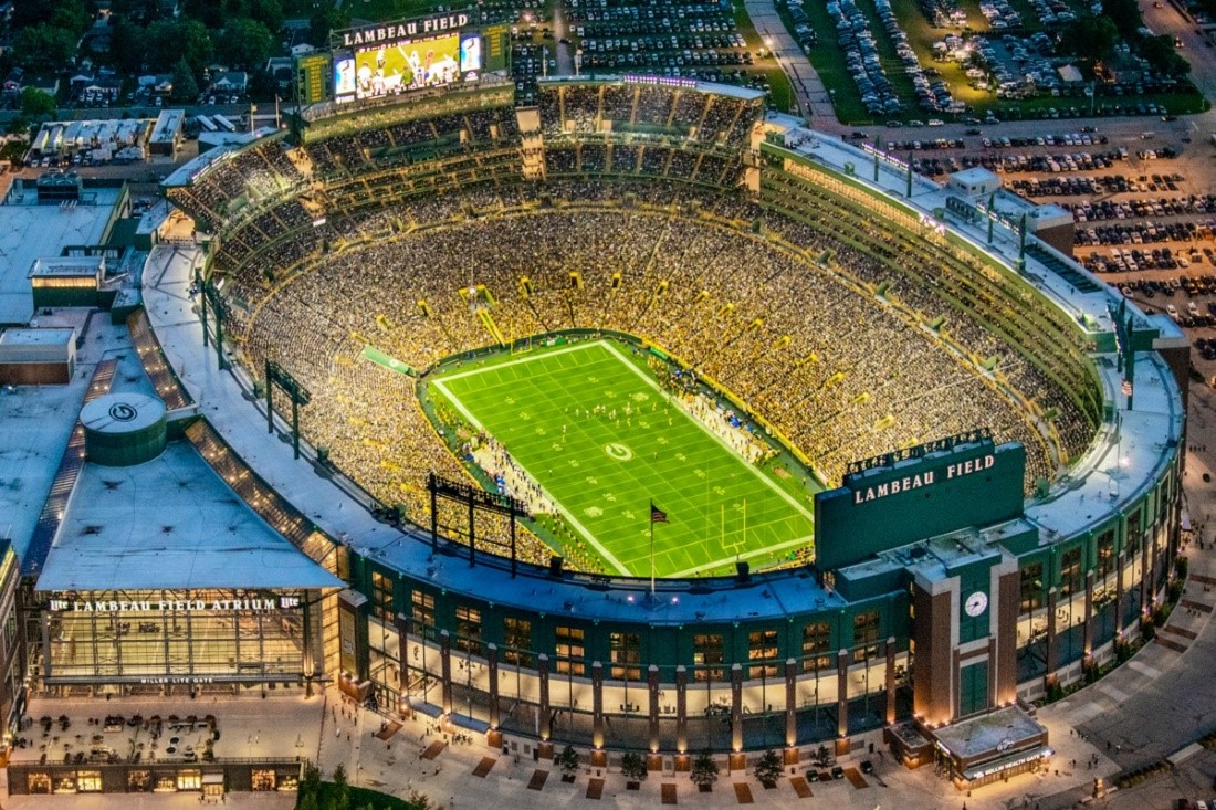 Green Bay Packers NFL Ticketmaster Team Pennant 24 Lambeau Field Giveaway