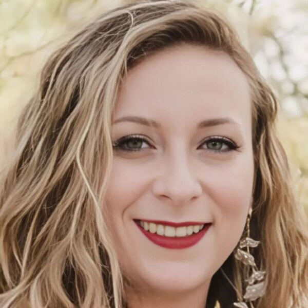 charlotte alan profilephoto
