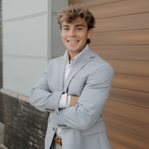 evan tomlinson profilephoto