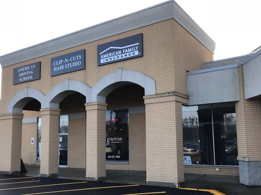 bethany killian carouselimages officepic2