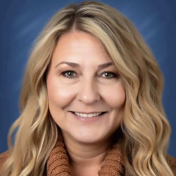 nicole reister profilephoto