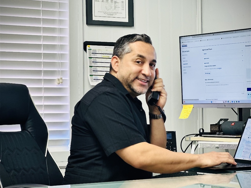 juan flores lopez carouselimages agentjuanf