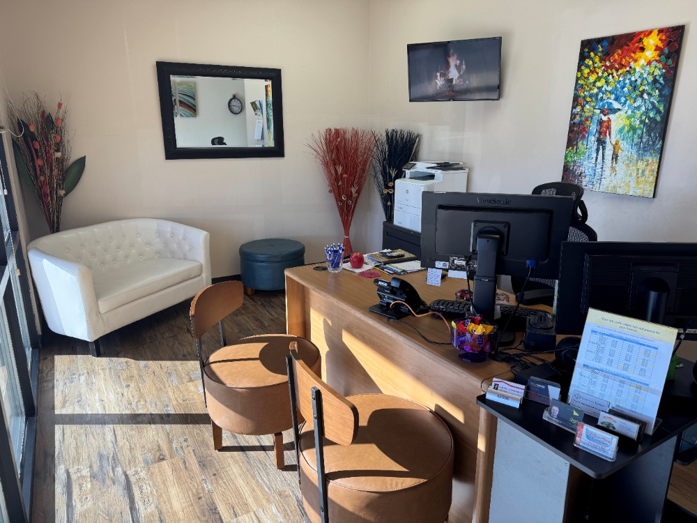 sally white carouselimages b62aofficeinterior01142026