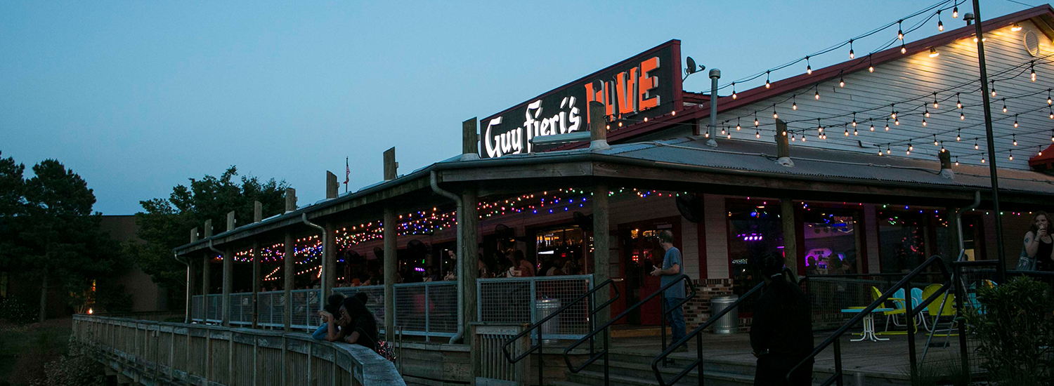 Power Plant Hampton Roads - Guys Dive Pizza