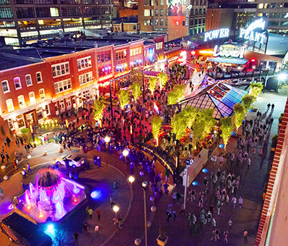 PPL_Exterior_Night_410x350