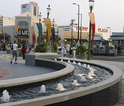 TOW_Day_Fountain_410x350