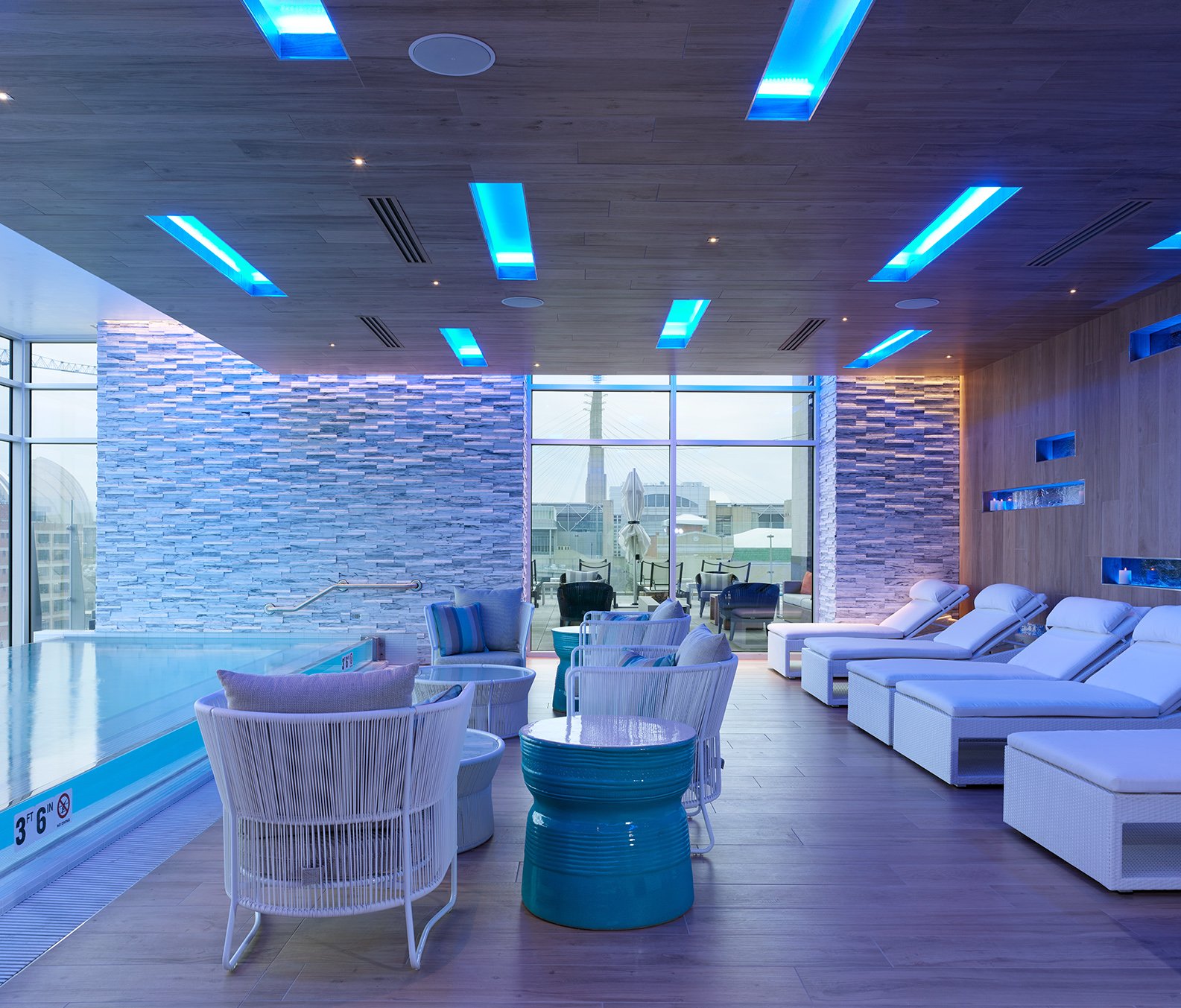 TwoLight_Spa_410x350