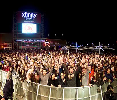 XL_Exterior_Concert_410x350