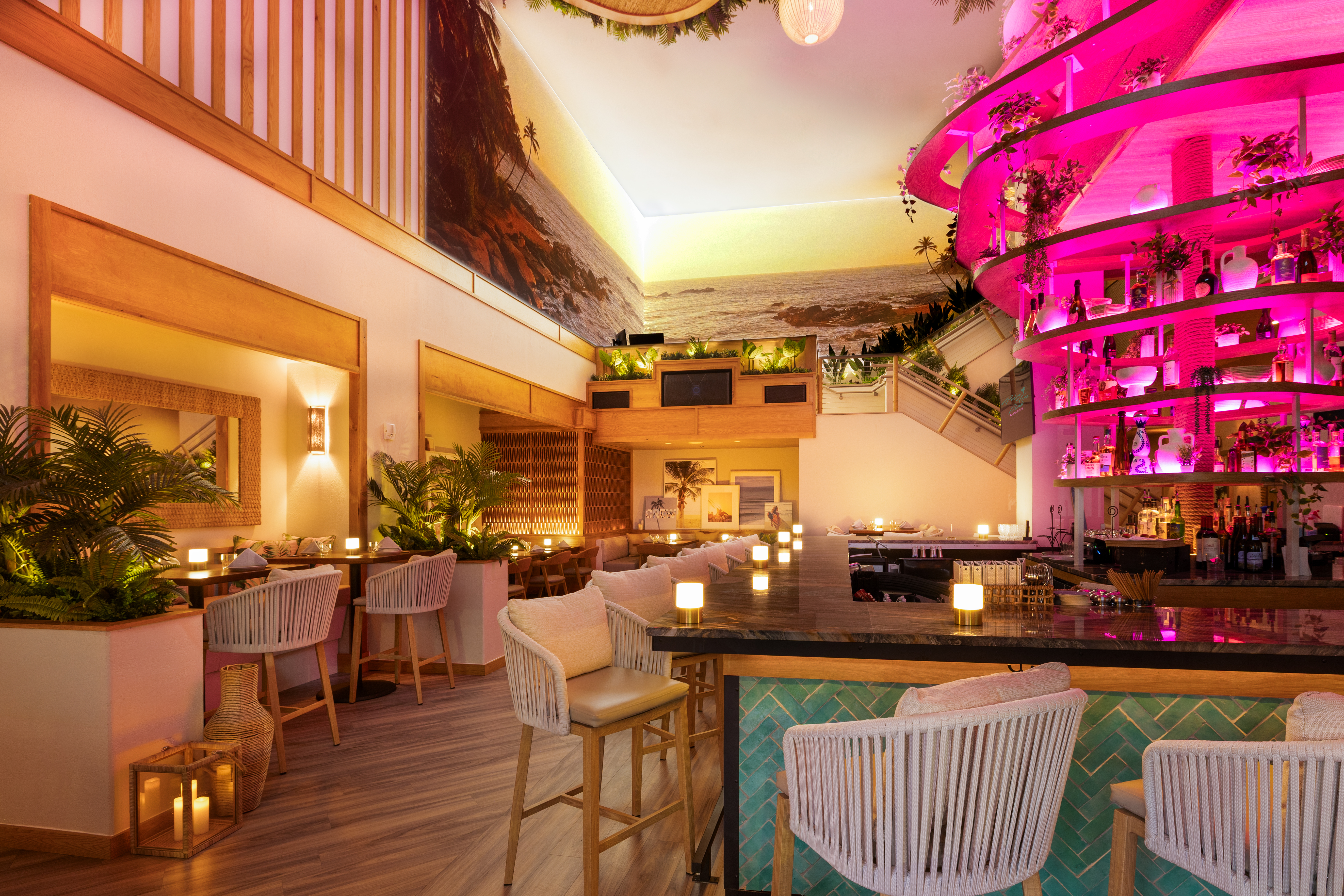 Palm Tree Club Kansas City Dining Room & Bar