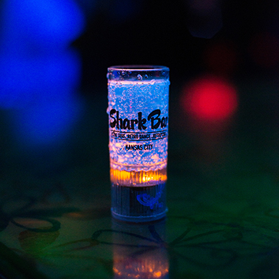SharkBar - Drink in a dark room