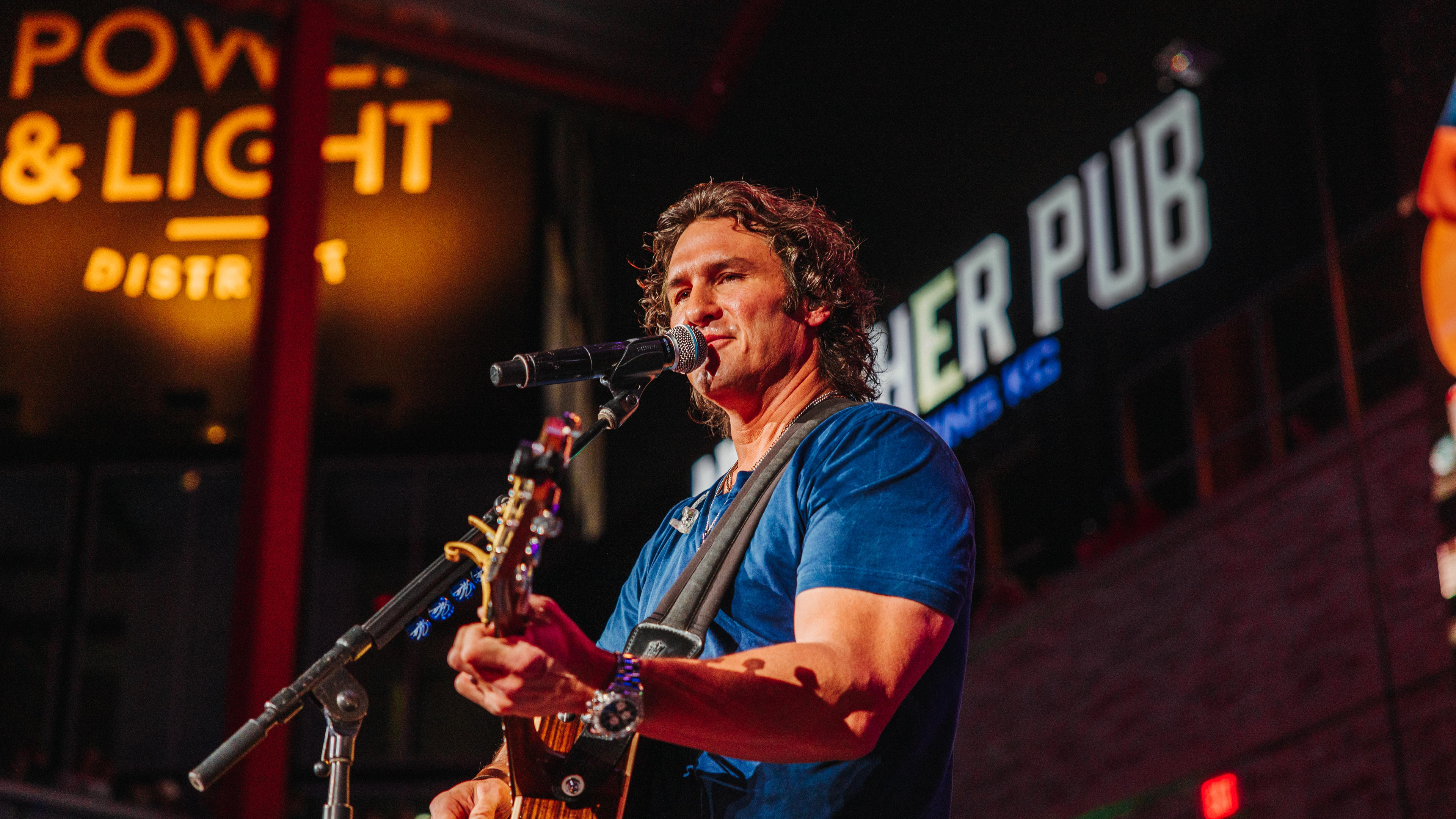 Joe Nichols performing at Kansas City Live! in 2023
