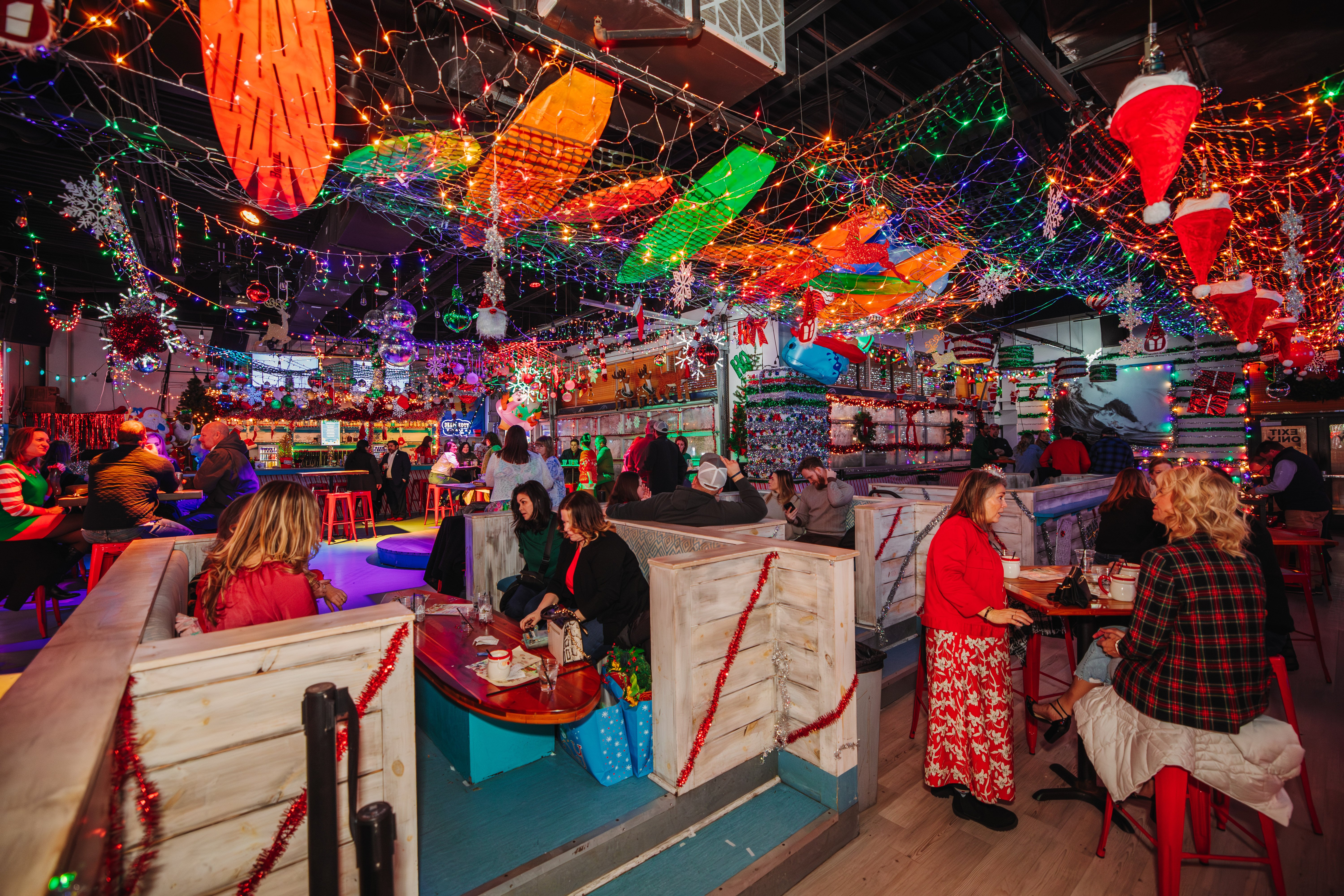 Tinsel Tavern Holiday Pop-Up Bar at Kansas City Live!