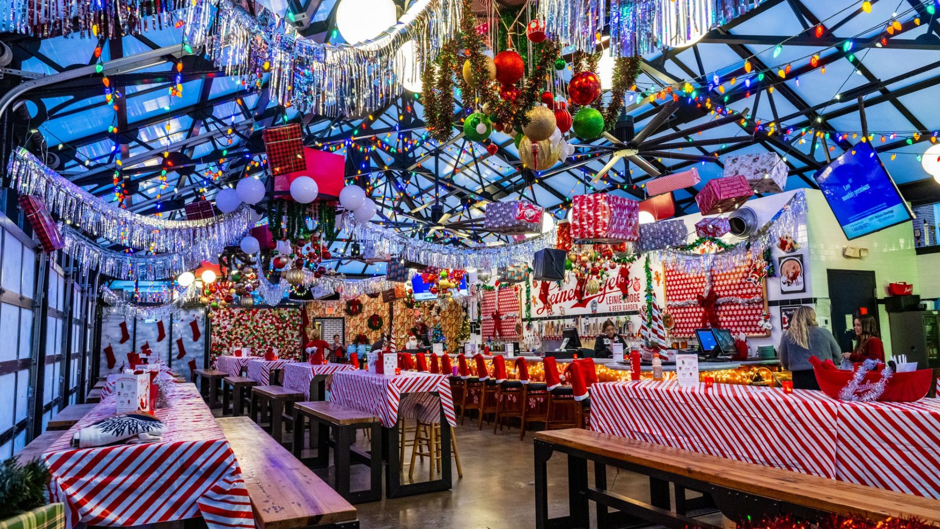 Power Point Live Holiday Bar