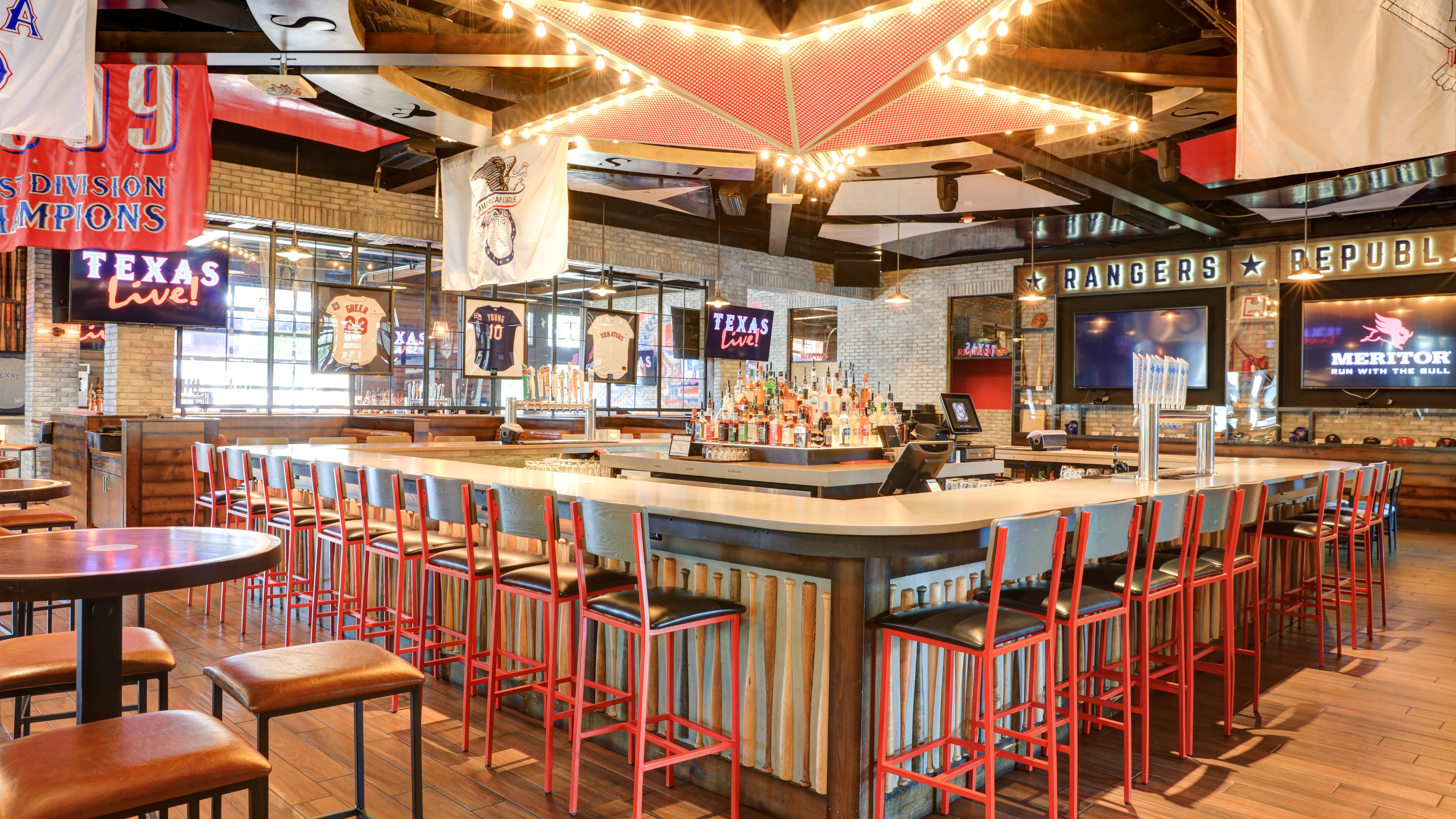 RANGERS REPUBLIC - Key Ft