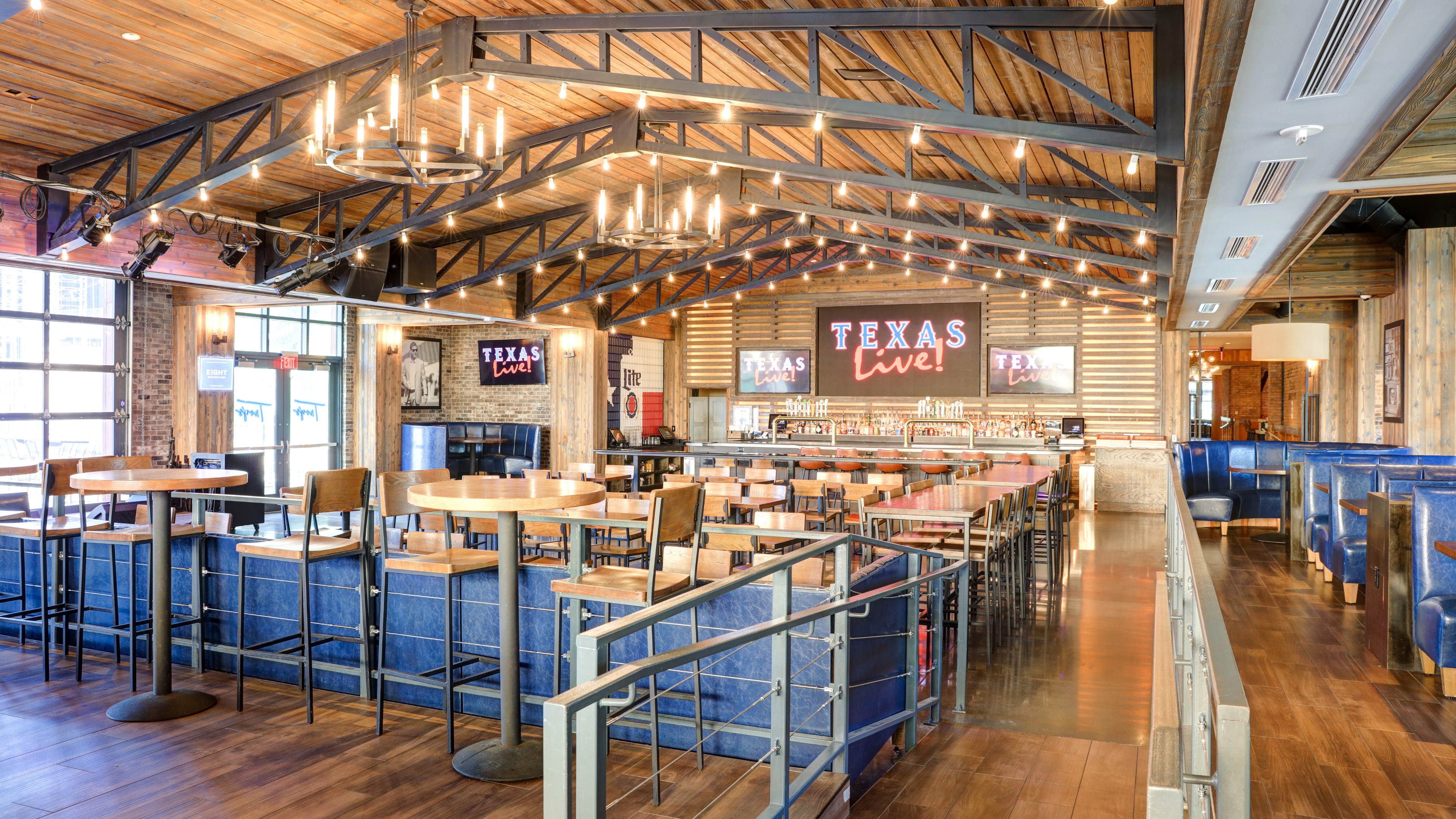 TROYS - Key Ft - Space (2)