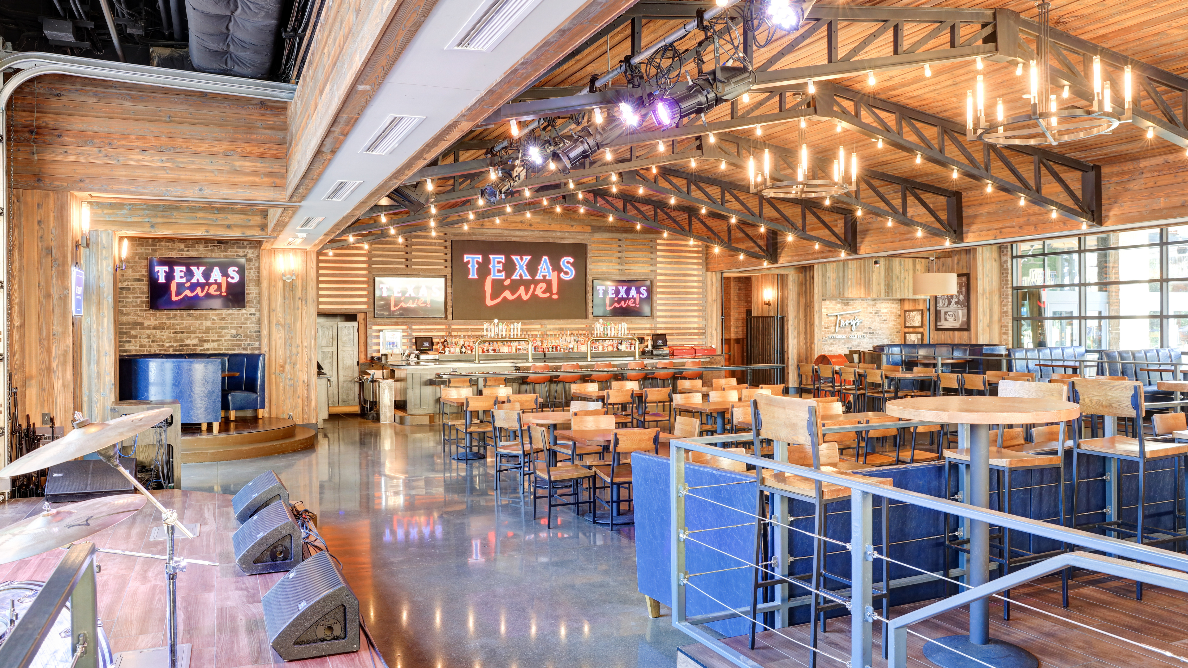 TROYS - Key Ft - Space (1)