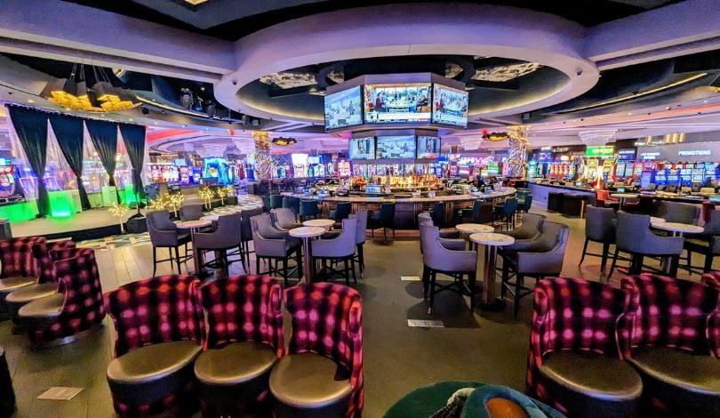 Center Bar