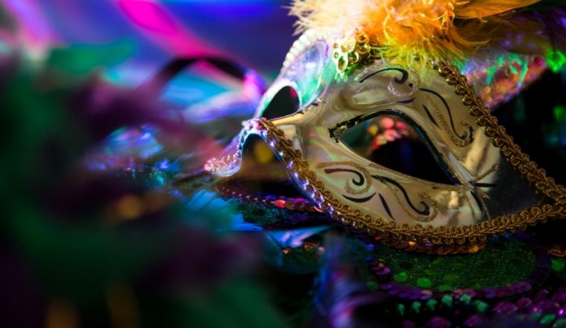 image of mardi gras mask