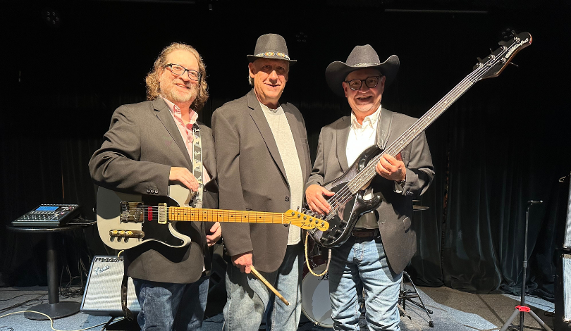 Photo of band Hands On