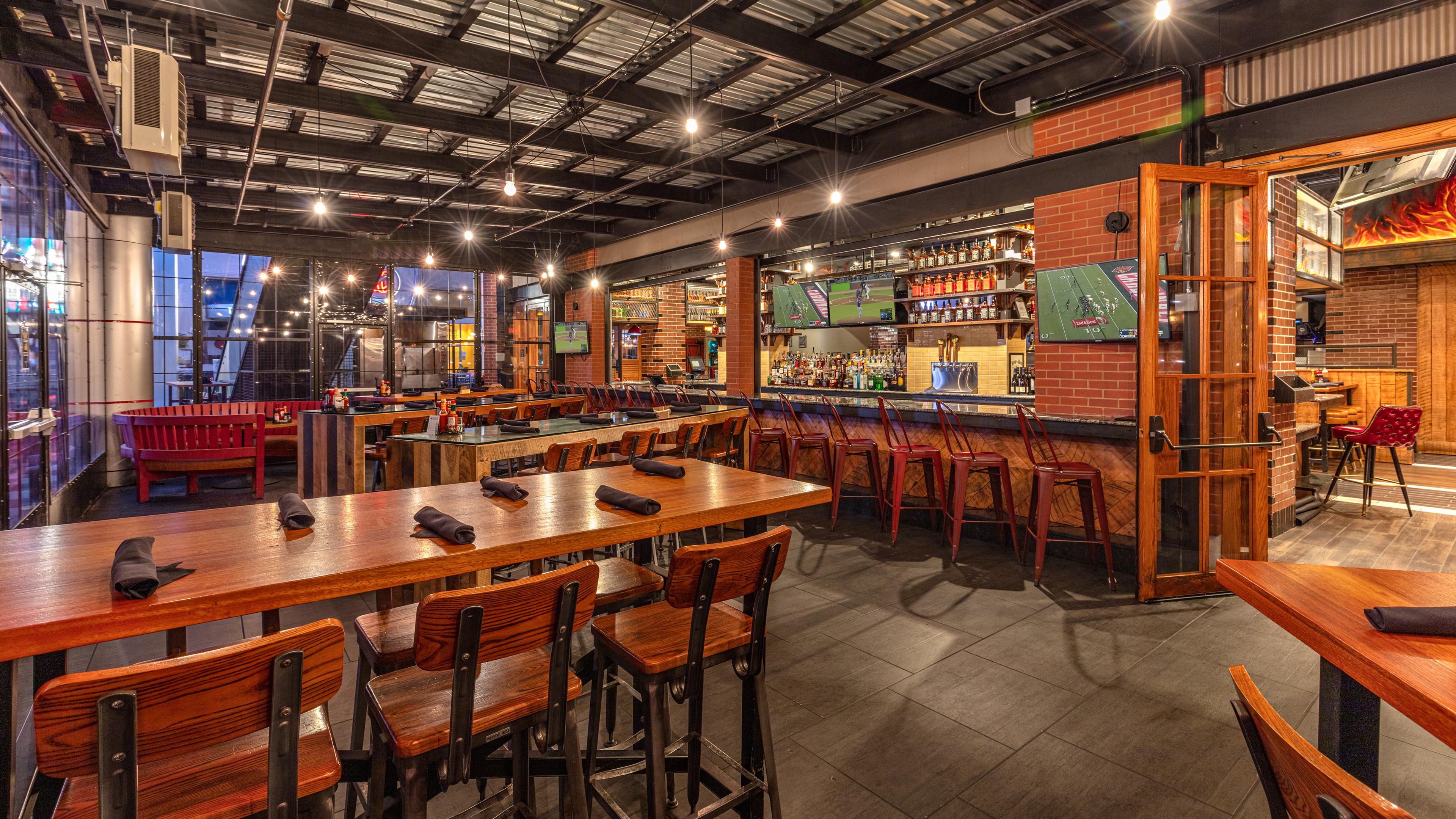 Guy Fieri's Smokehouse Side Patio at Fourth Street Live!