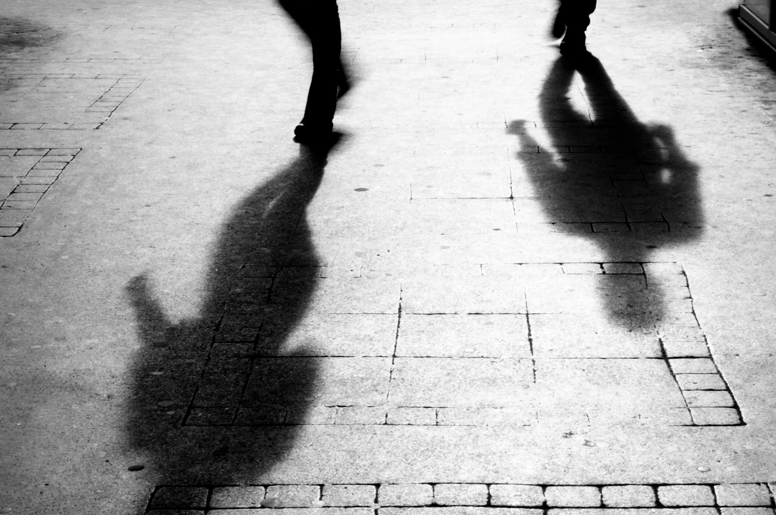 Out of sight, not out of scope: UK FCA fines and bans individual for insider dealing