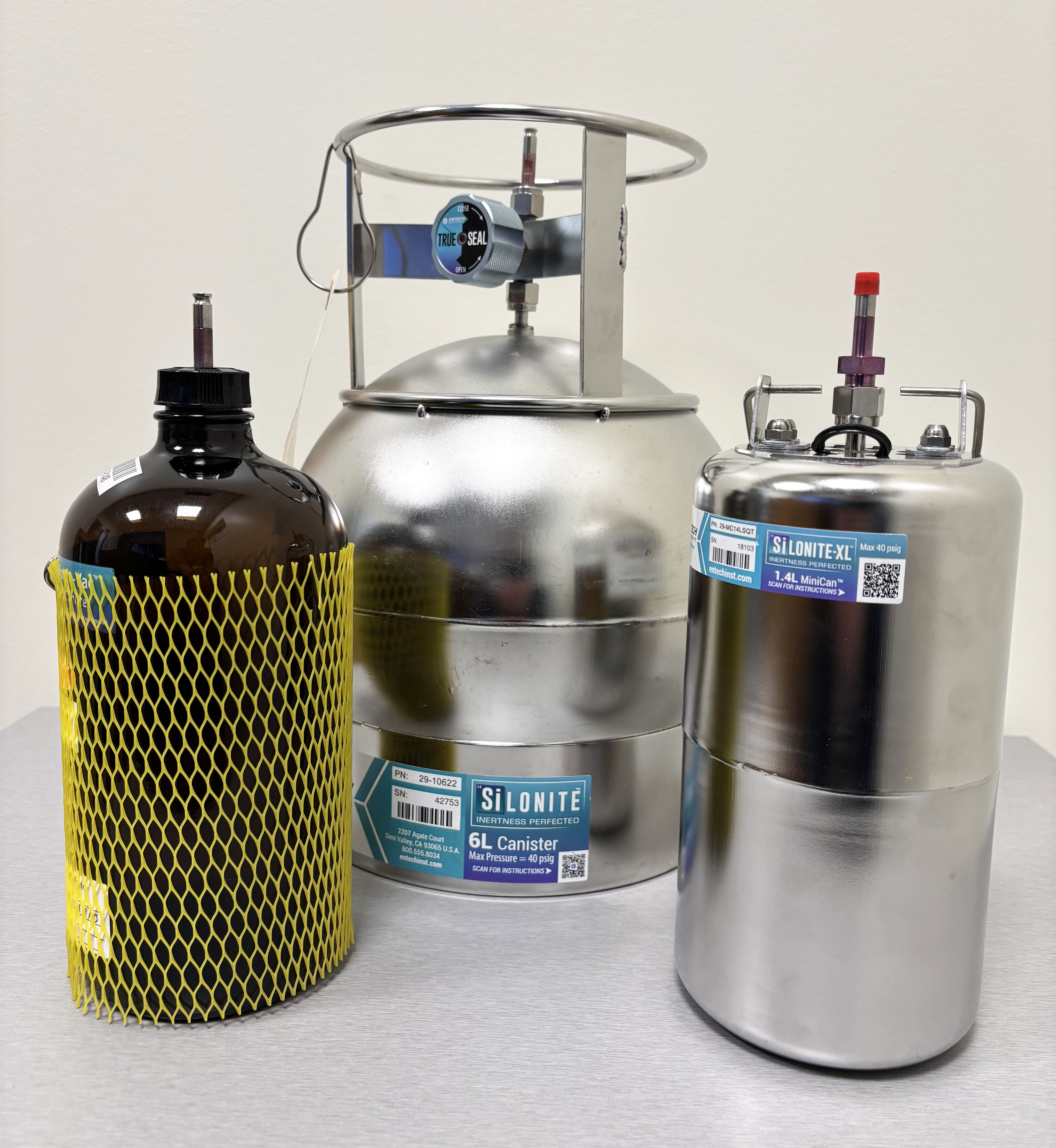 Fig. 2. Canister options (1L, 1.4L, and 6L)