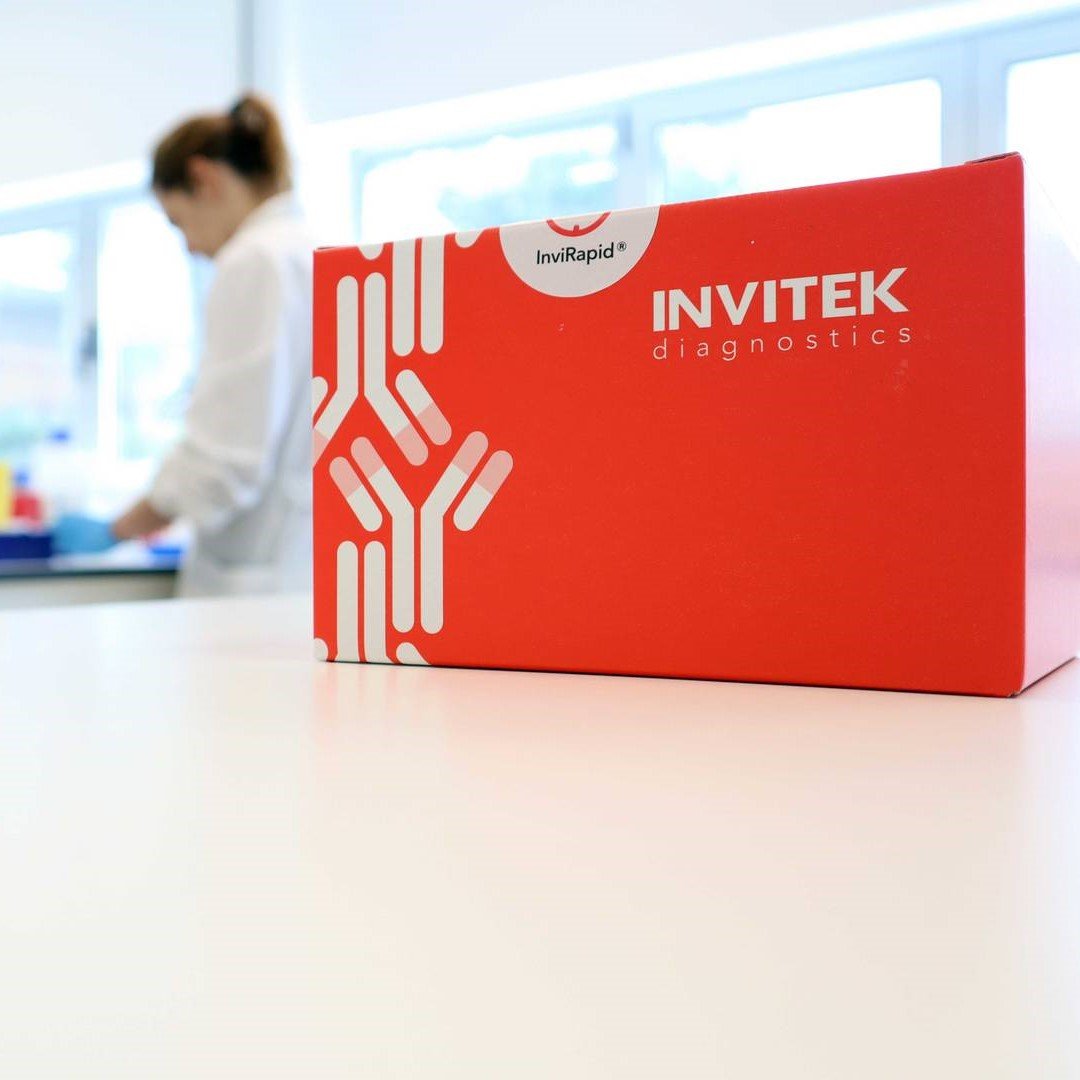 InviLisa product box