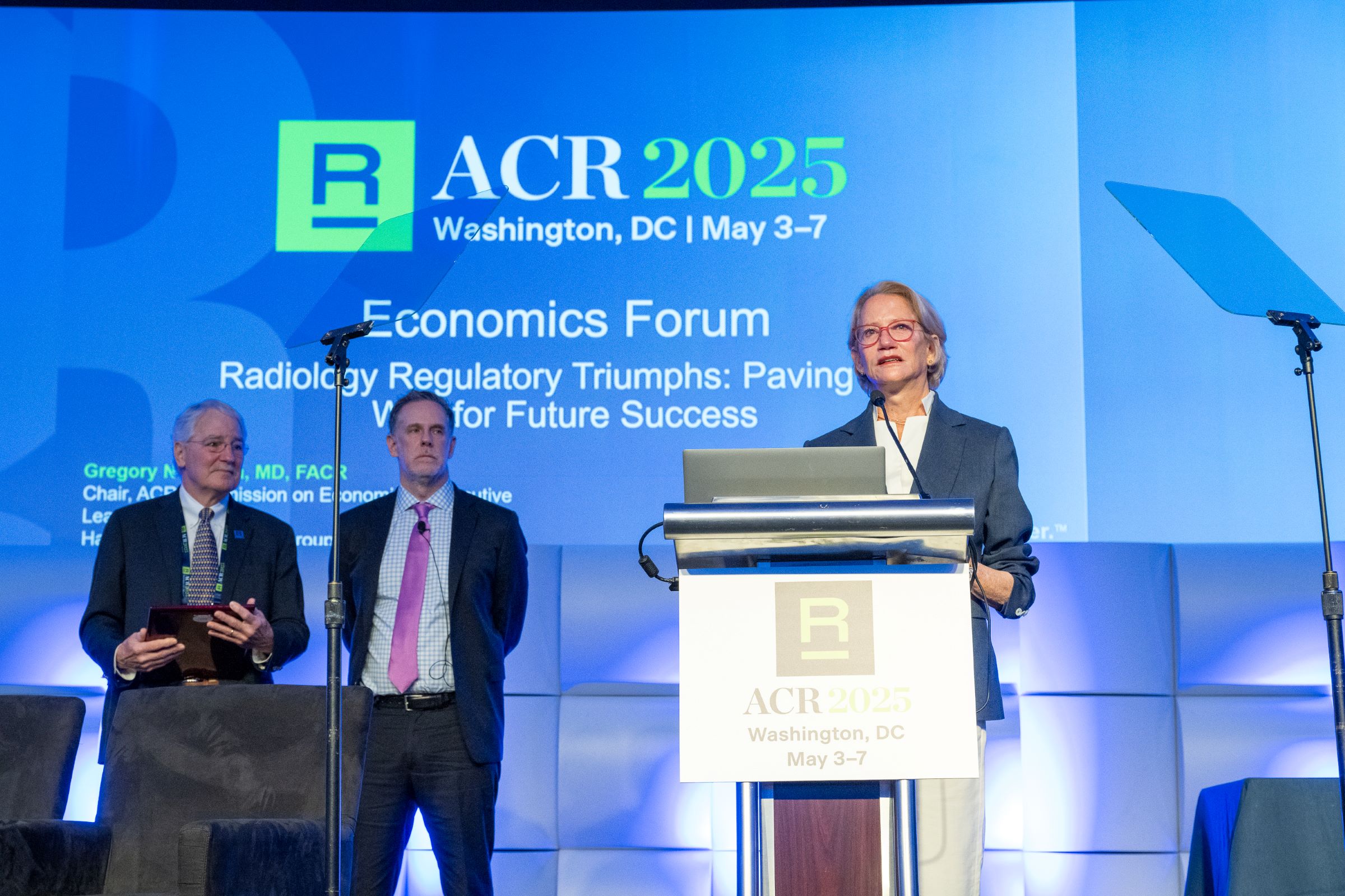 ACR EVP Cynthia R. Moran accepts the 2025 William T. Thorwarth Jr, MD, Award.