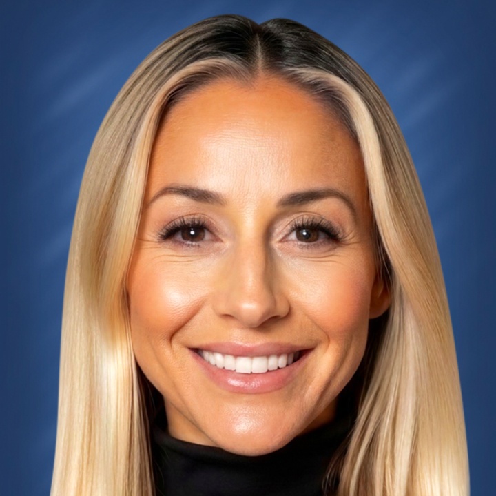lindsey hennessy profilephoto