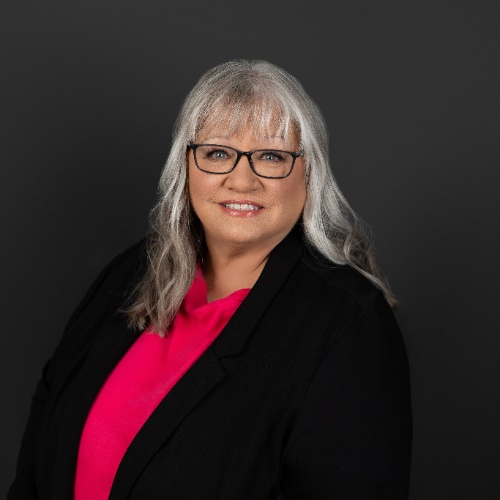 sandra hall profilephoto