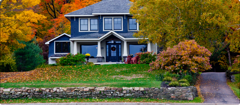 Single house during the fall