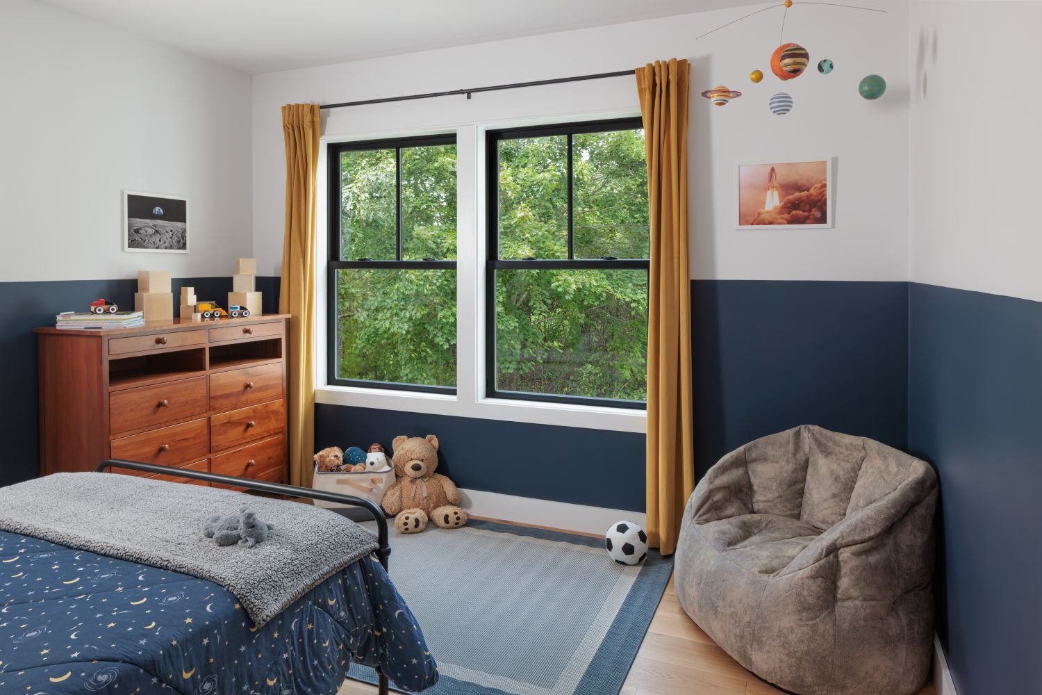 Custom Black Renewal by Andersen Windows