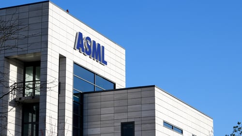 ASML shares | Supplying the semiconductor industry