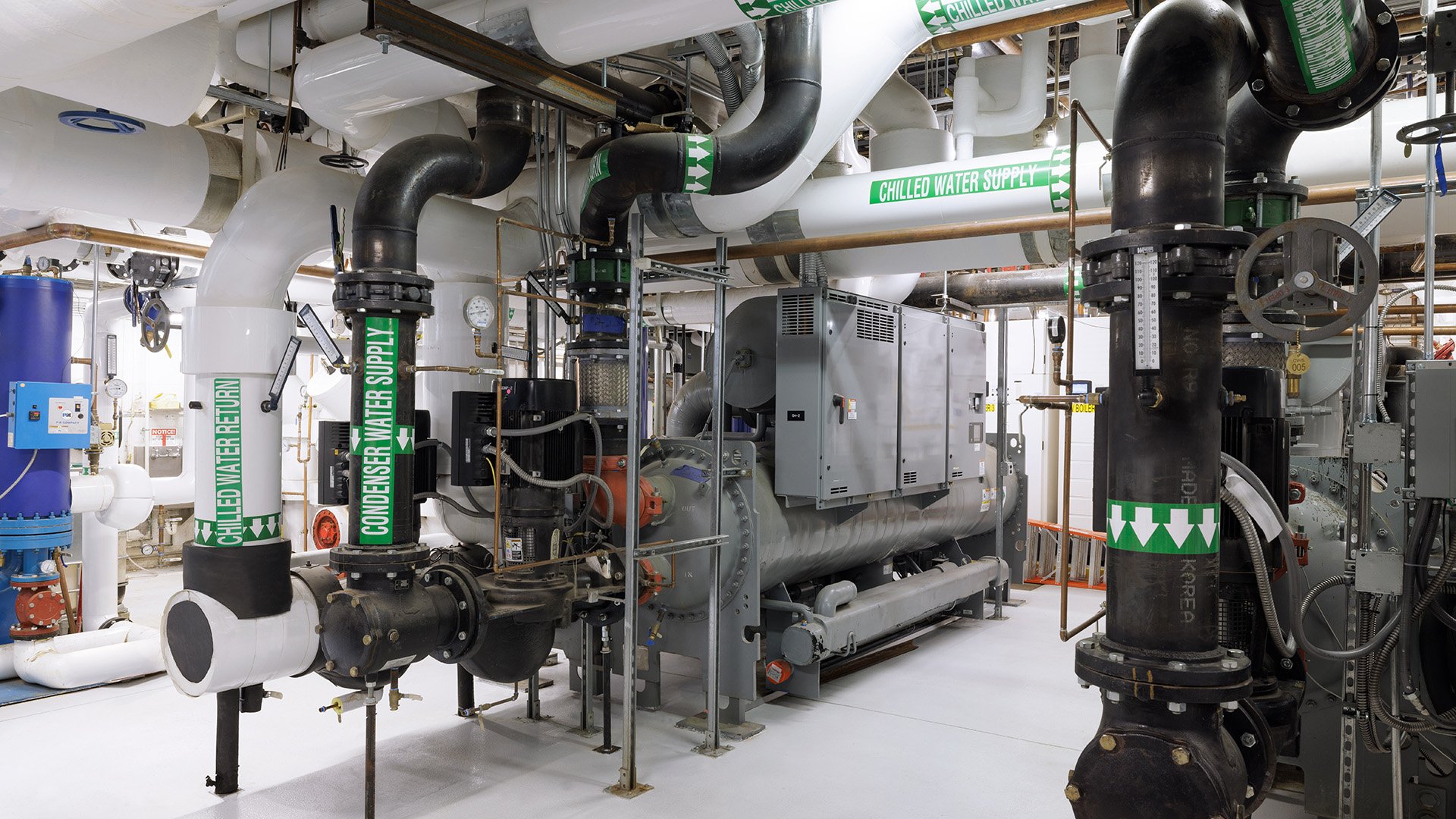 Industrial cooling and piping systems in an ASML facility Industrial cooling and piping systems in an ASML facility