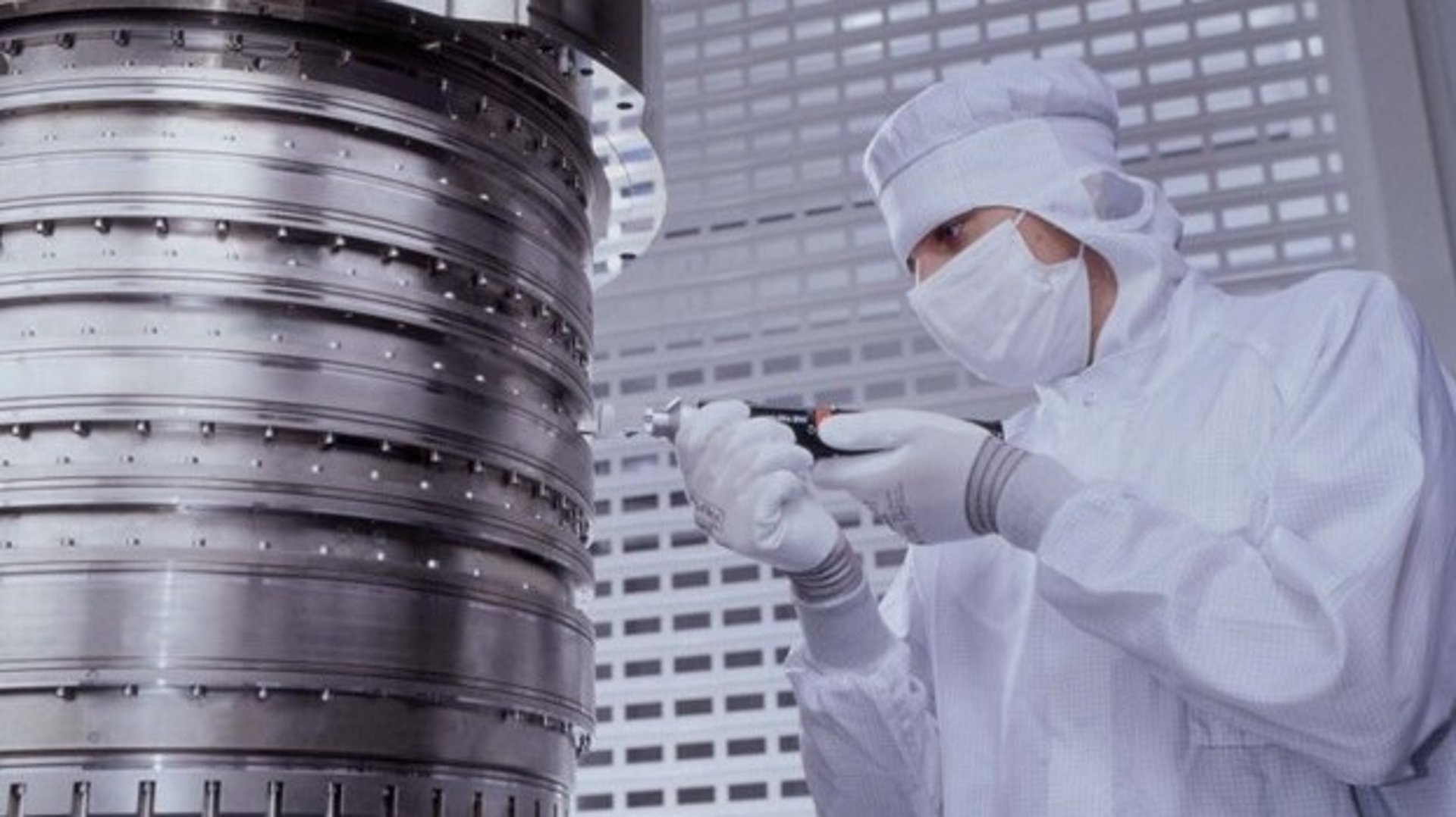 Overachieving with overlay control – Stories | ASML