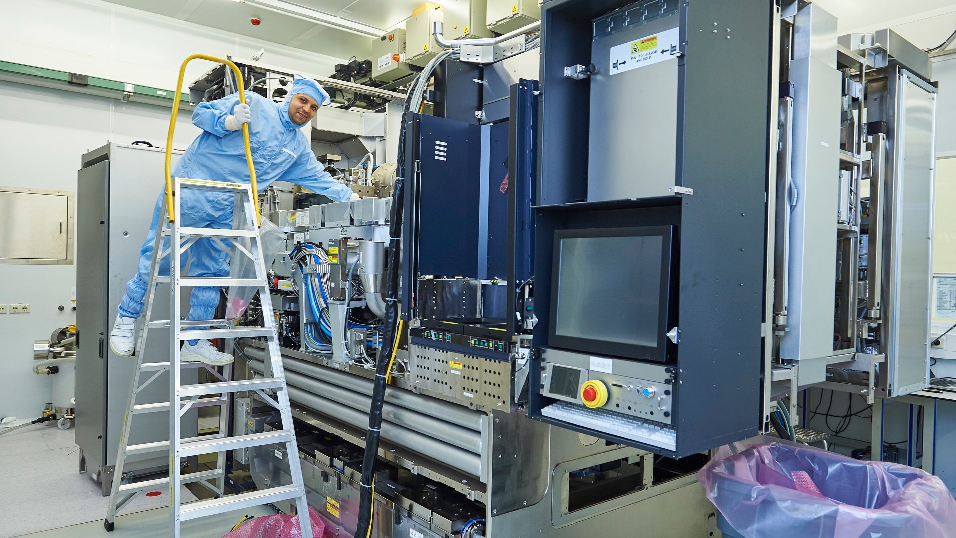 ASML engineer in cleanroom