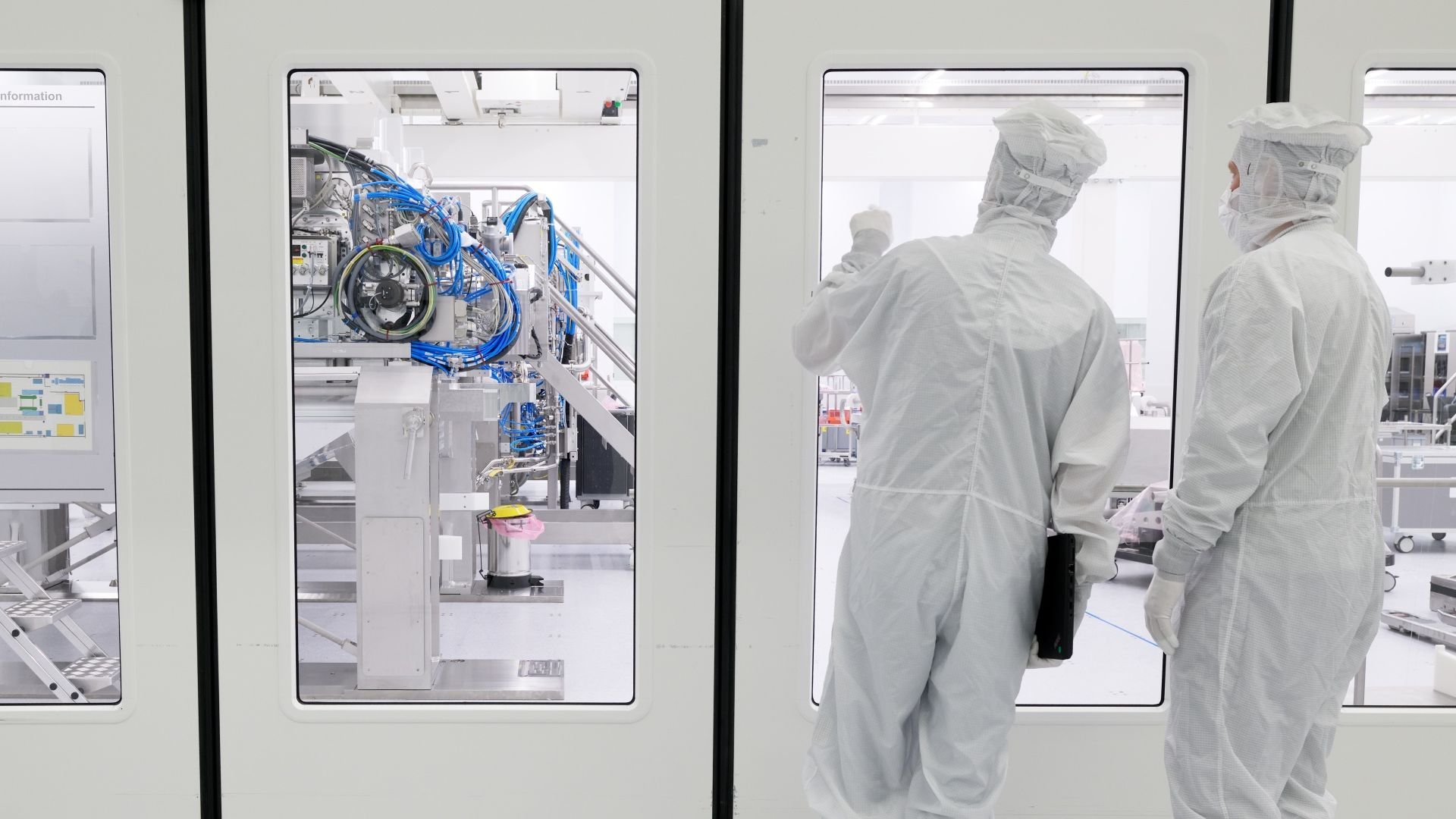 ASML cleanroom ASML cleanroom
