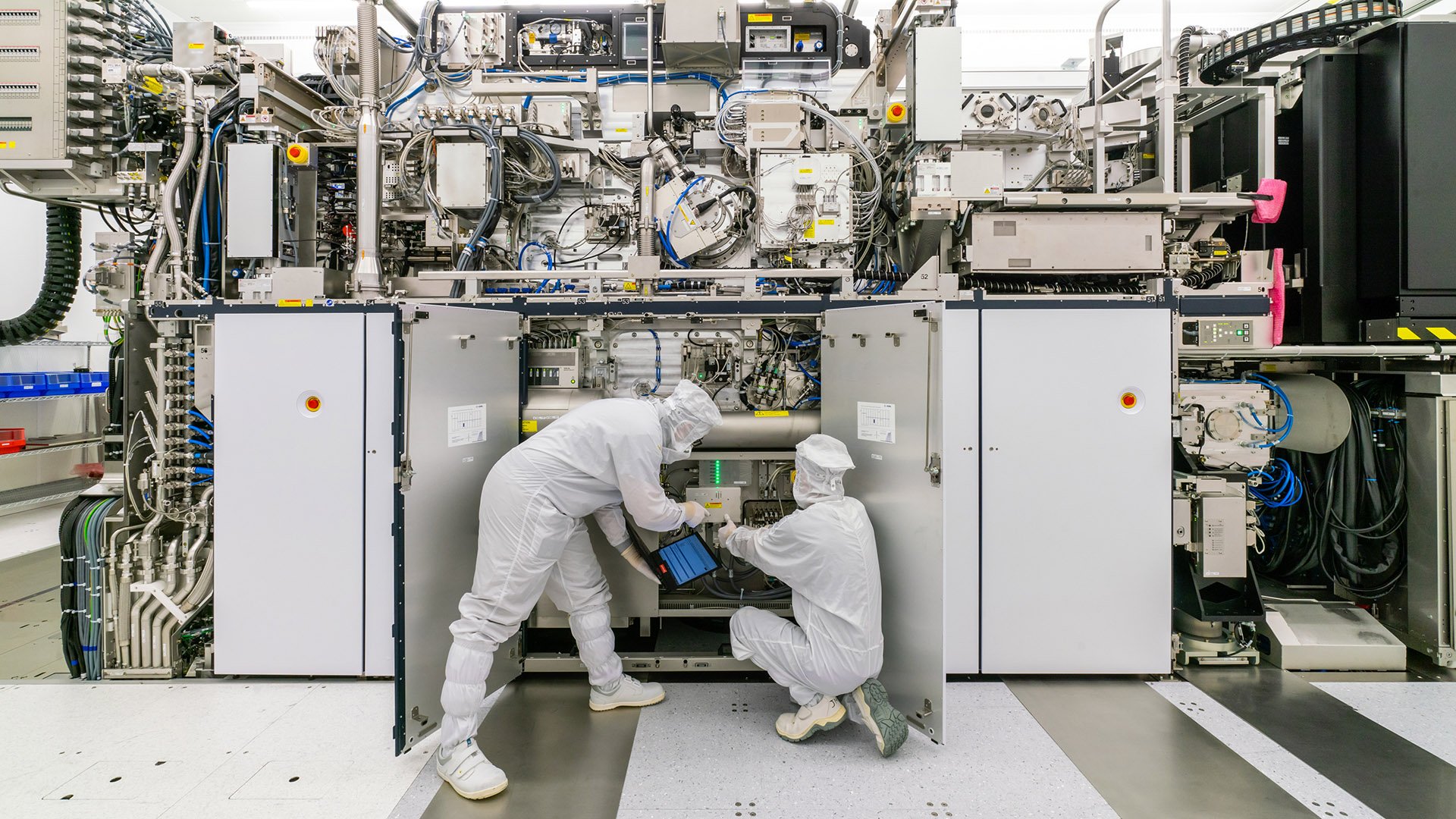 Highlights - Annual Report 2020 | ASML