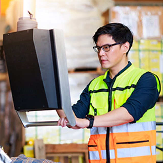 intelligent frontline worker