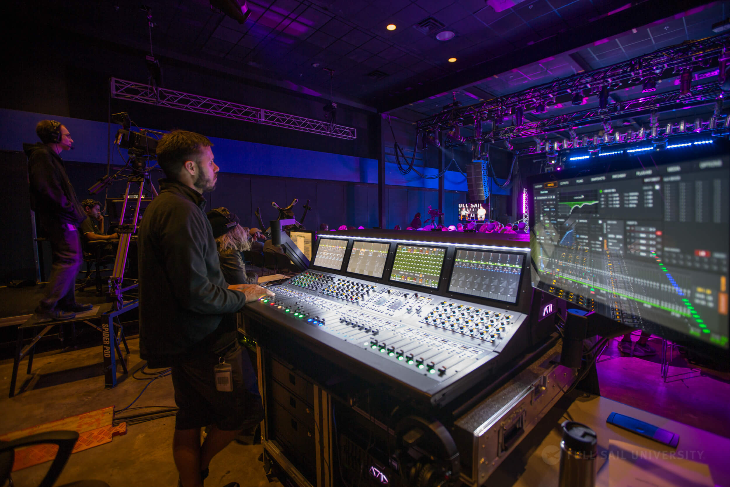 4_Show Production CZ9A8049