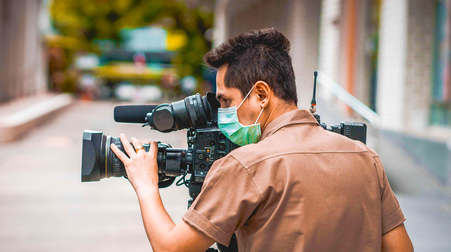 news production cameraman