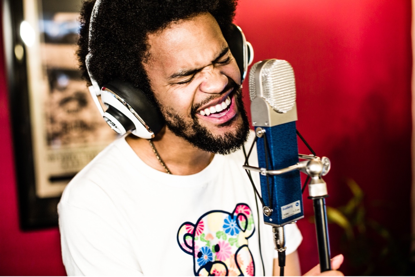 MBOX Studio audio interface vocalist singing into a microphone