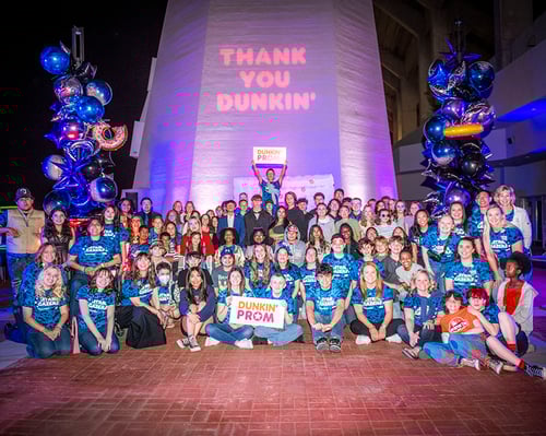 Banner-dunkin-prom