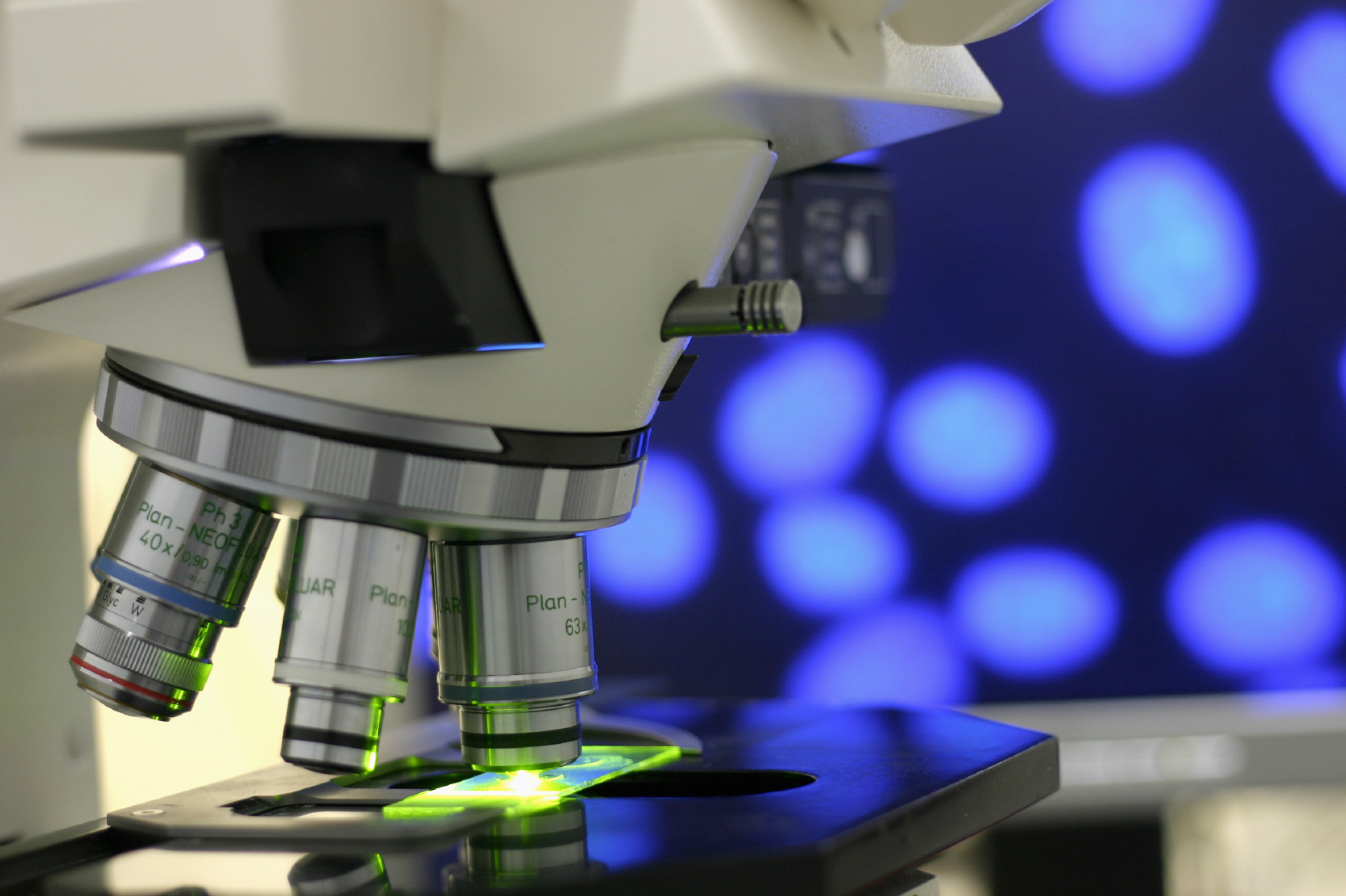 bmdacc-innovation-research-microscope